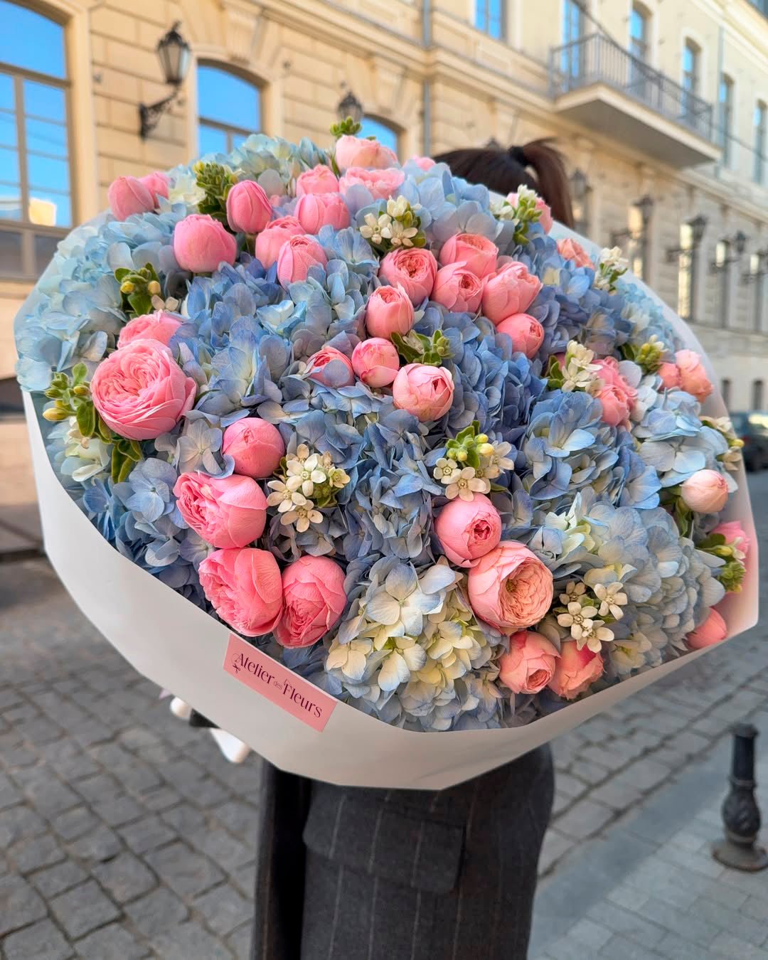 Azure Petals - Atelier des Fleurs
