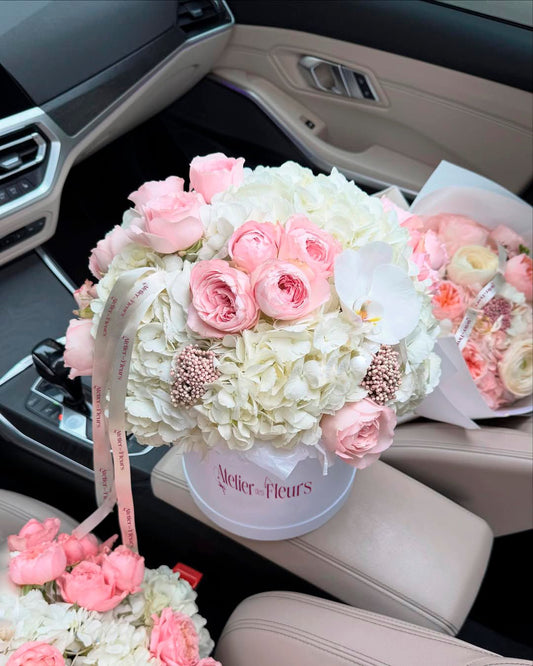 Opaline Elegance - Atelier des Fleurs