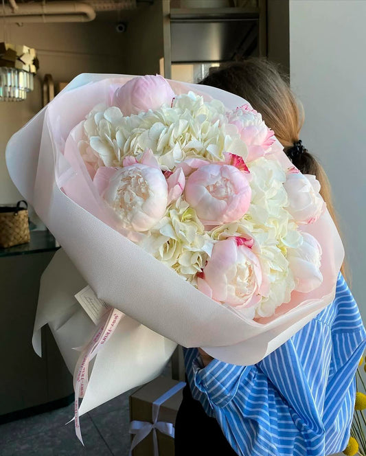 Petal Whisper - Atelier des Fleurs
